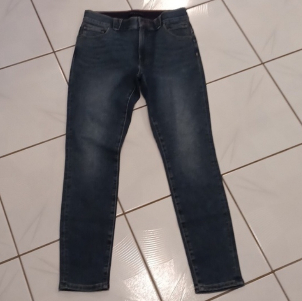 4/$80 Blue Faded Tommy Hilfiger Skinny Jeans - Size 8